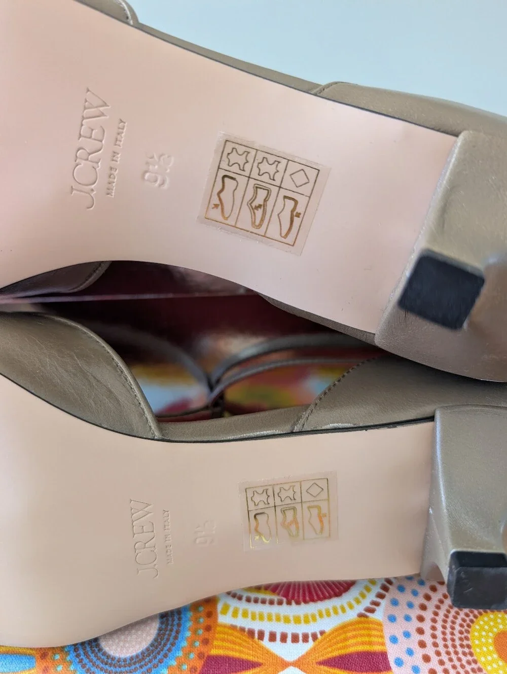 J Crew Made-in-Italy T-strap heels in leather CR930  Size 9.5 *Flawed